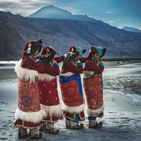 Classic Ladakh Circuit with Hanle, Umling La & Tso Moriri